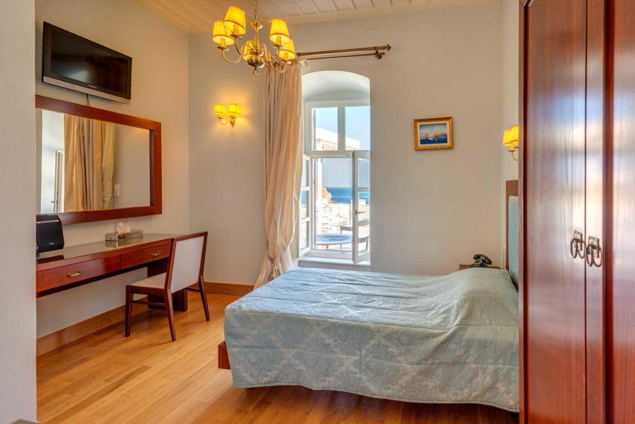 Apollonion Palace Ermoupoli Dış mekan fotoğraf